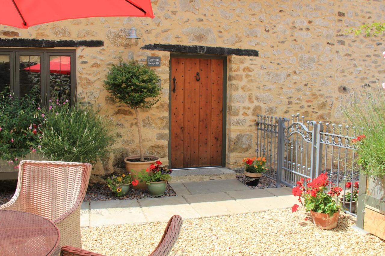 Courtyard Cottage At Stepps House Ilminster Buitenkant foto